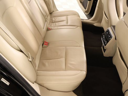 Used 2019 Lincoln Continental Reserve FWD image 14