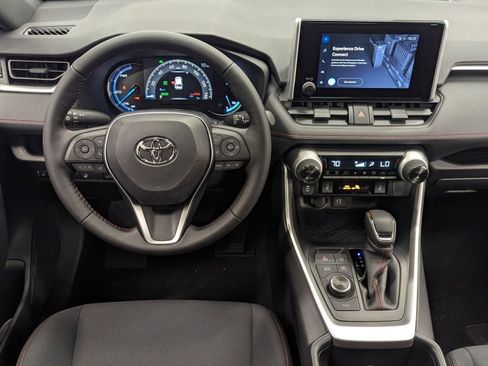 New 2025 Toyota RAV4 SE image 22