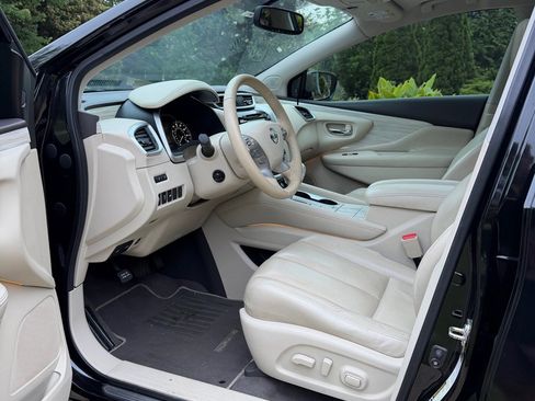 Used 2016 Nissan Murano Platinum w/ Platinum Technology Package FWD image 10