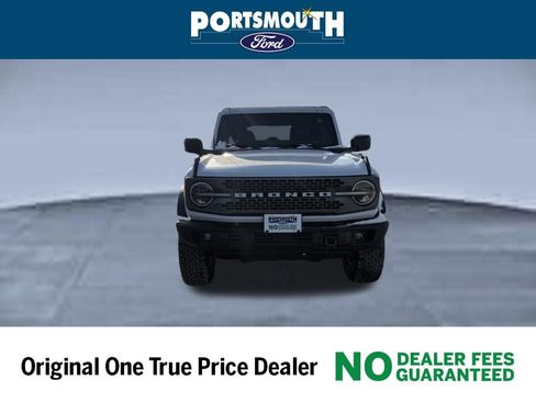 New 2025 Ford Bronco Badlands image 10