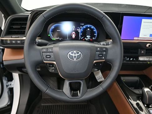 New 2026 Toyota Crown Signia AWD/4WD image 5