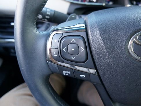 Used 2016 Toyota Avalon Limited image 20