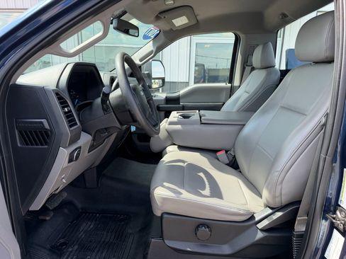 Used 2017 Ford F250 XL w/ Power Equipment Group RWD image 12