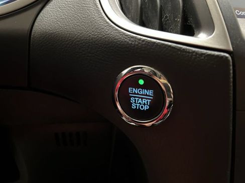 Used 2016 Ford Edge SEL w/ Equipment Group 201A FWD image 16