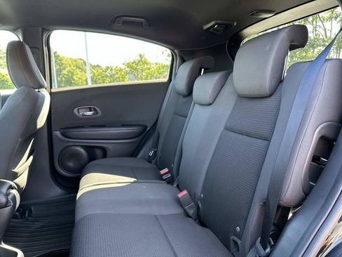 Used 2022 Honda HR-V Sport image 14
