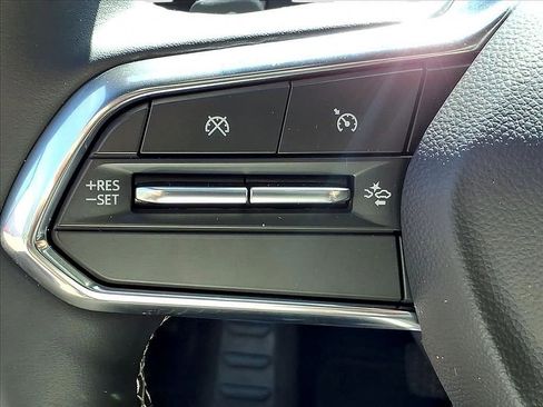 Used 2025 Chevrolet Blazer EV LT image 7