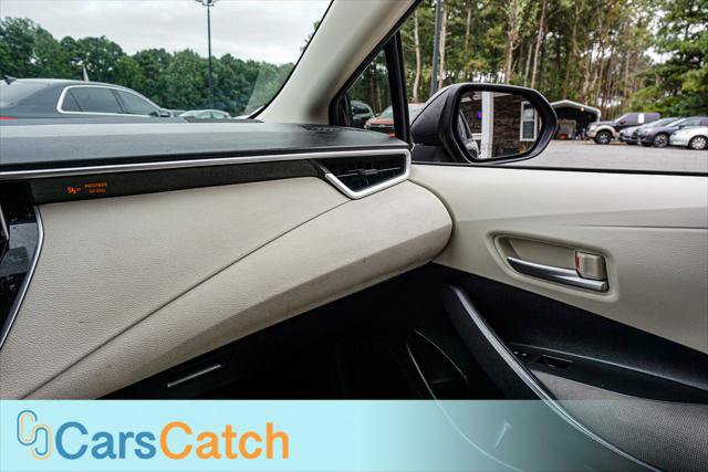 Used 2021 Toyota Corolla LE FWD image 31