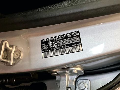 Certified 2022 Mercedes-Benz GLB 35 AMG 4MATIC image 30