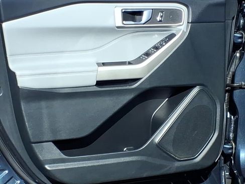 Used 2023 Ford Explorer XLT w/ Equipment Group 202A image 21