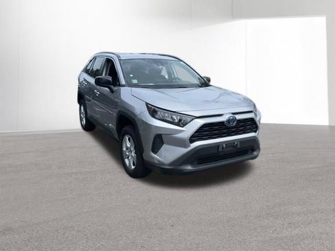 Used 2021 Toyota RAV4 LE AWD/4WD image 35