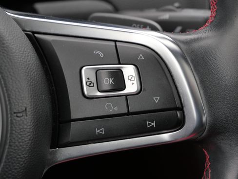 Used 2018 Volkswagen Jetta GLI image 29