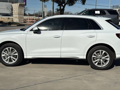Used 2025 Audi Q3 2.0T Premium Plus image 4