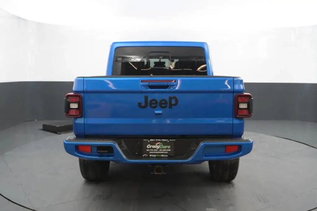 Used 2023 Jeep Gladiator Overland AWD/4WD image 4