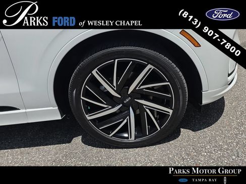 Used 2025 Lincoln Aviator Black Label w/ Black Label Special Edition AWD/4WD image 35