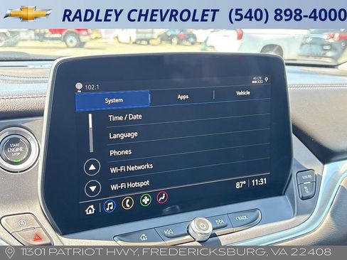 Used 2025 Chevrolet Blazer LT AWD/4WD image 8