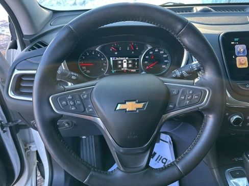 Used 2018 Chevrolet Equinox Premier image 22