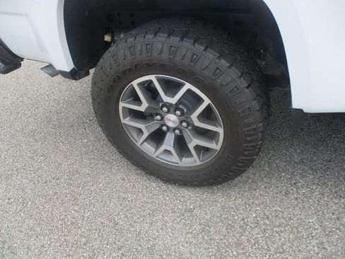 Used 2022 GMC Canyon AT4 w/ Trailering Package AWD/4WD image 19