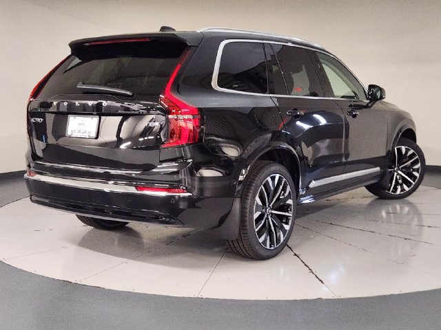 New 2026 Volvo XC90 T8 Plus w/ Protection Package Premier AWD/4WD image 2