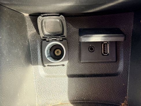 Used 2013 Buick Encore FWD image 20