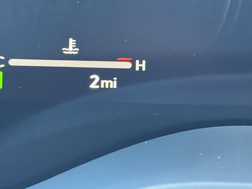 Used 2026 Toyota Sienna XSE AWD/4WD image 4