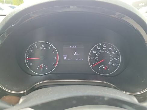 Certified 2023 Kia Seltos EX AWD/4WD image 20