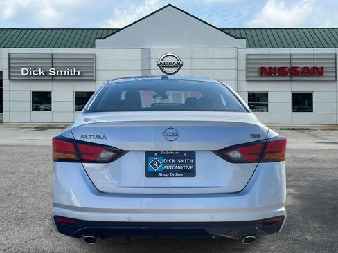 New 2025 Nissan Altima 2.5 SR image 5