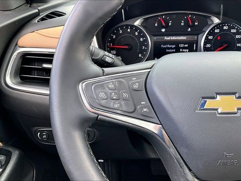 Used 2024 Chevrolet Equinox Premier FWD image 19