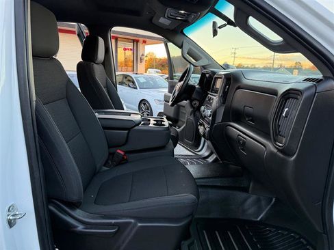 Used 2022 GMC Sierra 3500 Pro w/ Convenience Package image 15