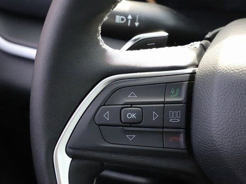 New 2025 Jeep Grand Cherokee Altitude AWD/4WD image 21
