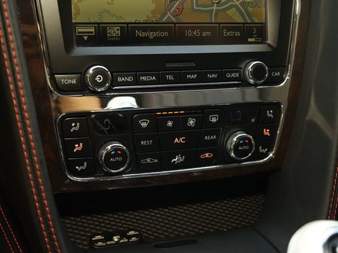 Used 2014 Bentley Flying Spur W12 AWD/4WD image 16