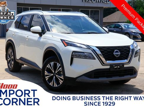 Used 2023 Nissan Rogue SV w/ SV Premium B Package FWD image 1