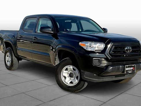 Used 2023 Toyota Tacoma SR image 2