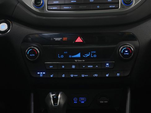 Used 2018 Hyundai Tucson Limited w/ Ultimate Package 02 image 15