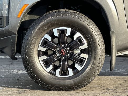 Used 2026 Nissan Frontier SV w/ Tow Package image 25