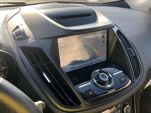 Certified 2018 Ford Escape Titanium image 22