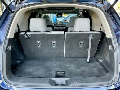 Certified 2023 Honda Pilot Touring image 14