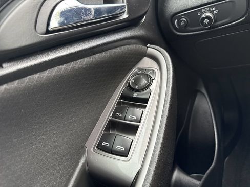 Used 2022 Chevrolet Malibu LT FWD image 24