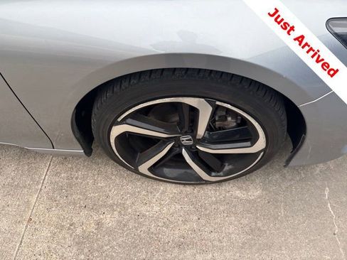 Used 2019 Honda Accord Sport image 16