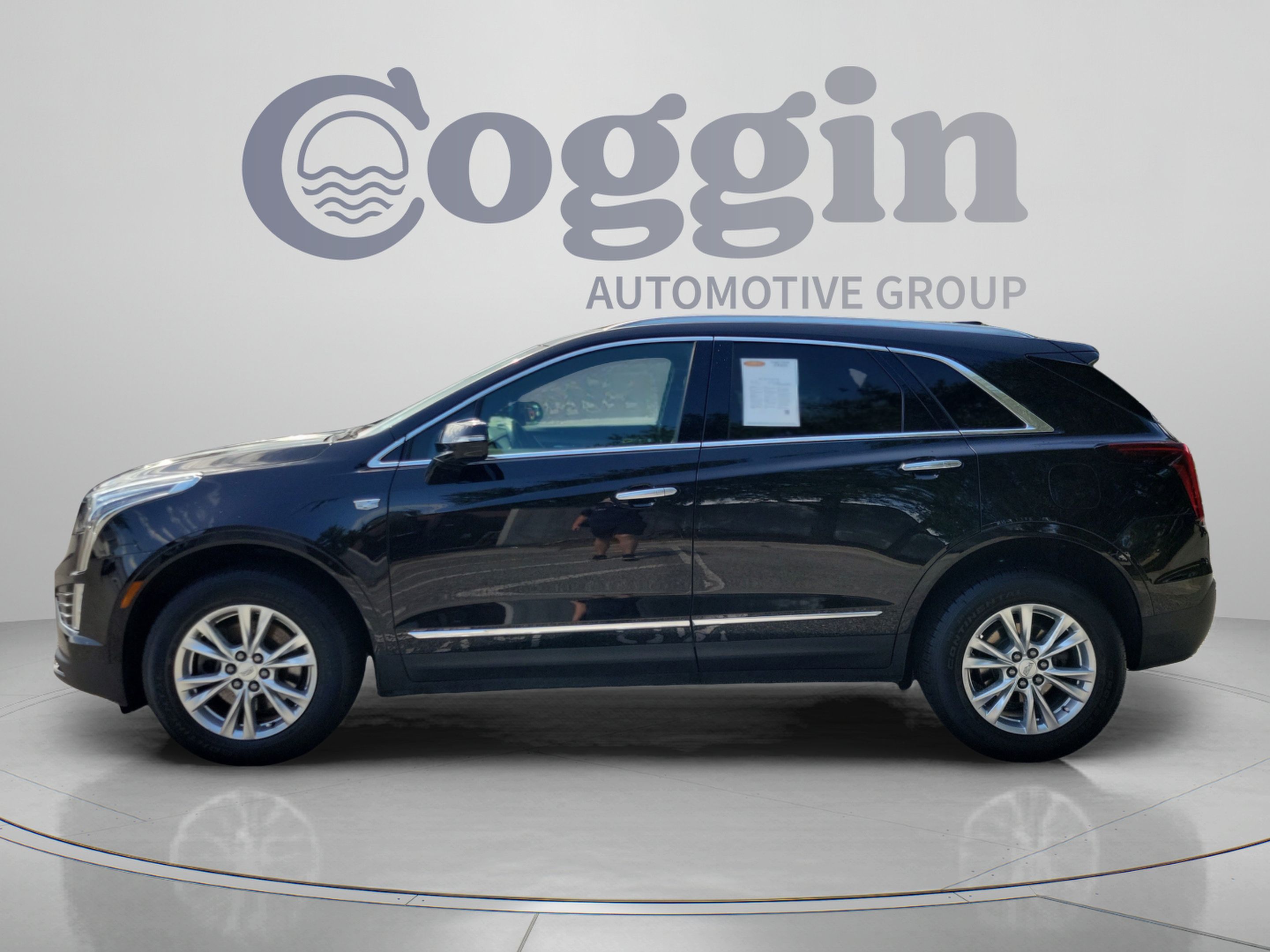 Used 2020 Cadillac XT5 Luxury FWD image 2