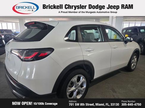 Used 2023 Honda HR-V LX image 4