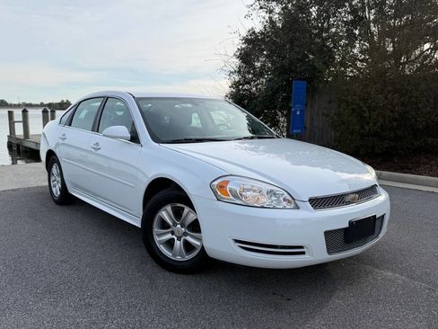 Used 2016 Chevrolet Impala Limited LS image 3