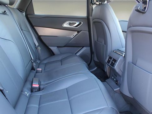 Used 2025 Land Rover Range Rover Velar Dynamic SE AWD/4WD image 18