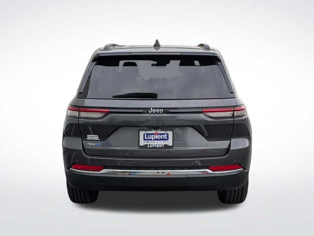 Used 2022 Jeep Grand Cherokee Limited 4xe AWD/4WD image 5