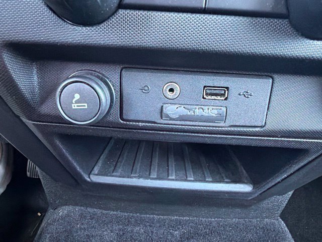 Used 2012 Ford F150 STX w/ Communications Pkg RWD image 27