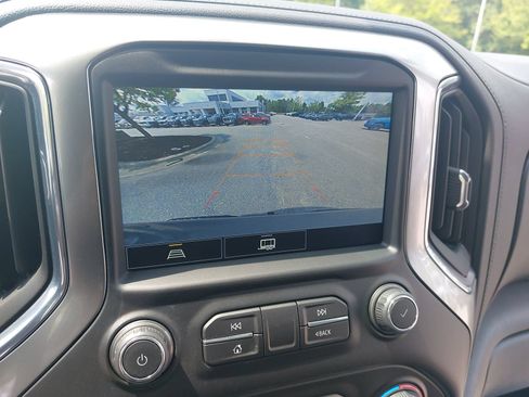 Used 2021 Chevrolet Silverado 1500 LT Trail Boss w/ Convenience Package II AWD/4WD image 25