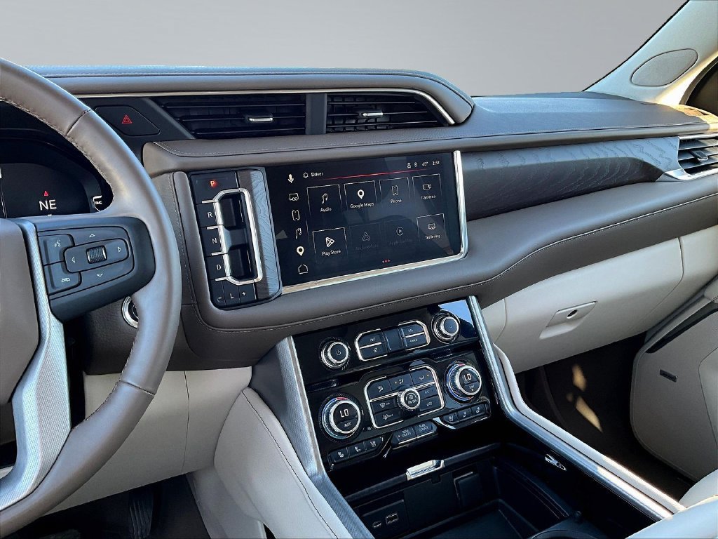 Used 2023 GMC Yukon Denali w/ Max Trailering Package AWD/4WD image 11