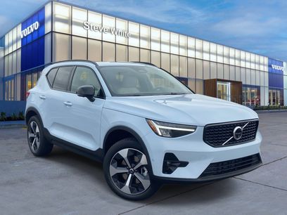 New 2026 Volvo XC40 B4 Plus