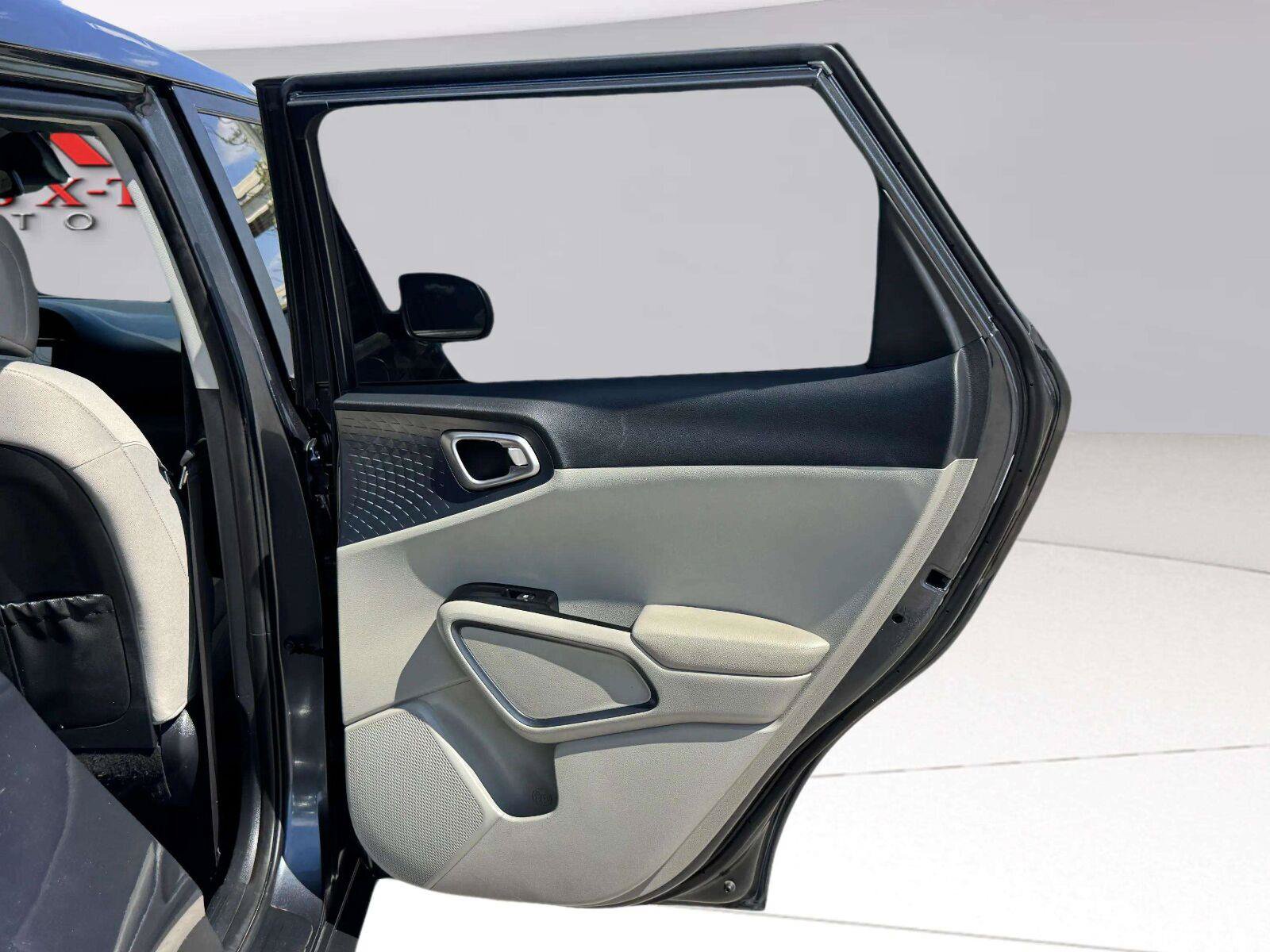 Used 2023 Kia Soul EX FWD image 35