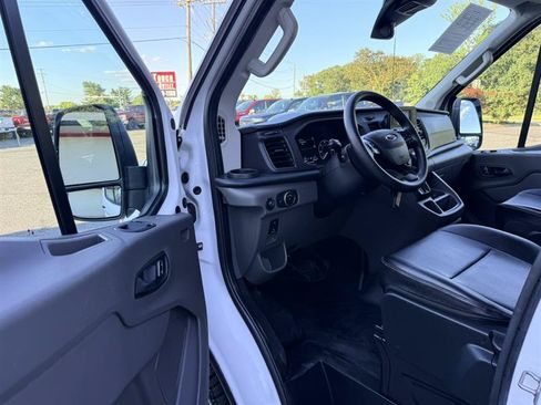 Used 2023 Ford Transit 250 Medium Roof RWD image 16