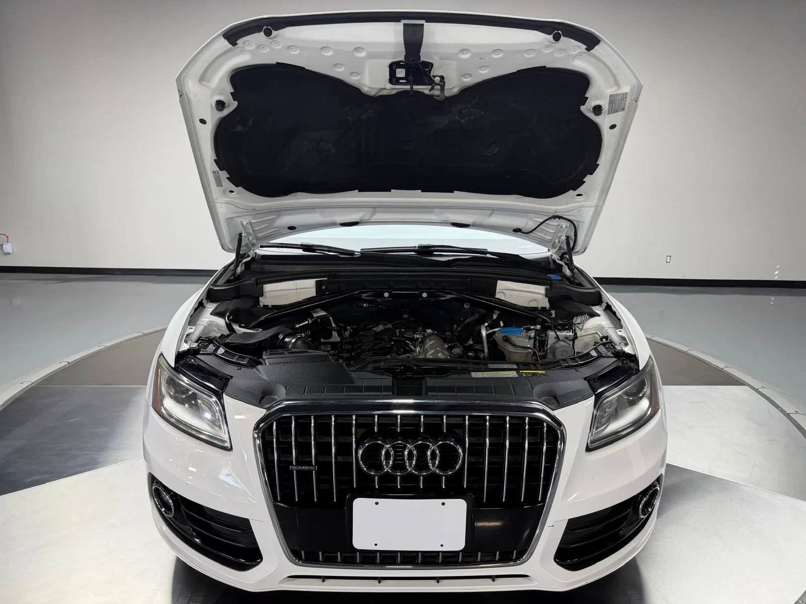 Used 2016 Audi Q5 2.0T Premium AWD/4WD image 11